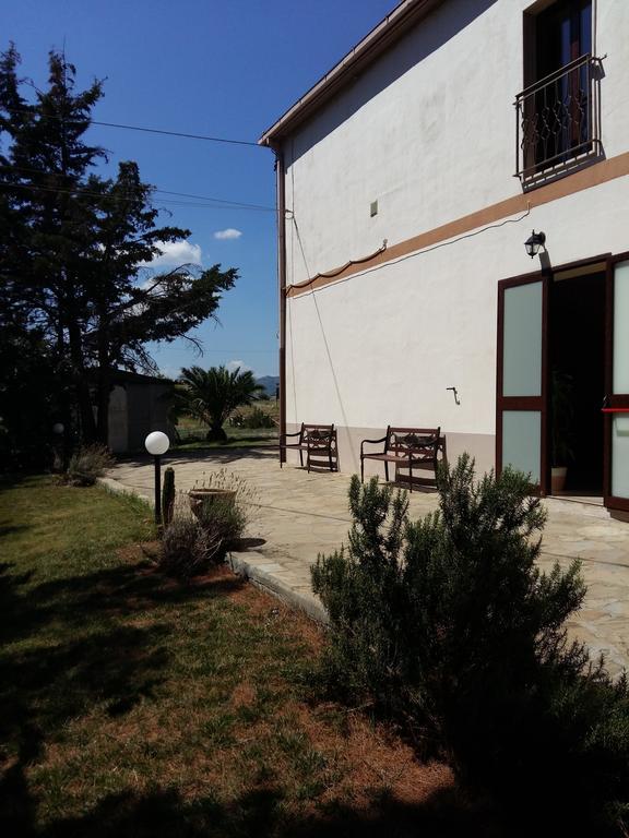 Rotondella La Mortella Agriturismo מראה חיצוני תמונה